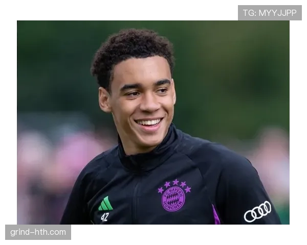 穆西亚拉：欧冠淘汰赛最年轻进球者之一的崛起解析